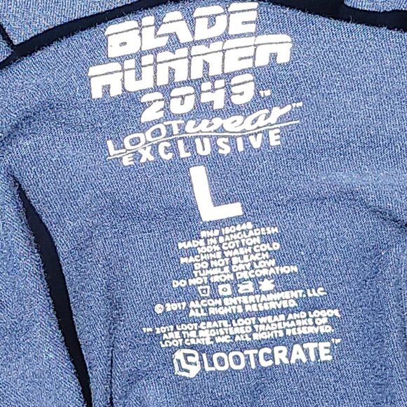BLADE RUNNER 2049 Wallace Corporation t-shirt LOOT CRATE Size Large 2017 - Picture 3 of 5